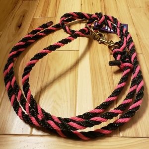 Neck rope lead